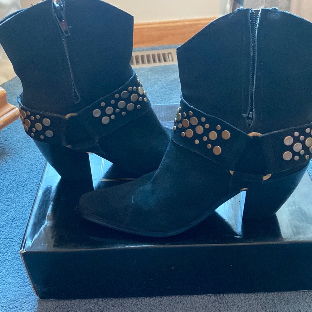 COLIN STUART studded black suede cowgirl boots